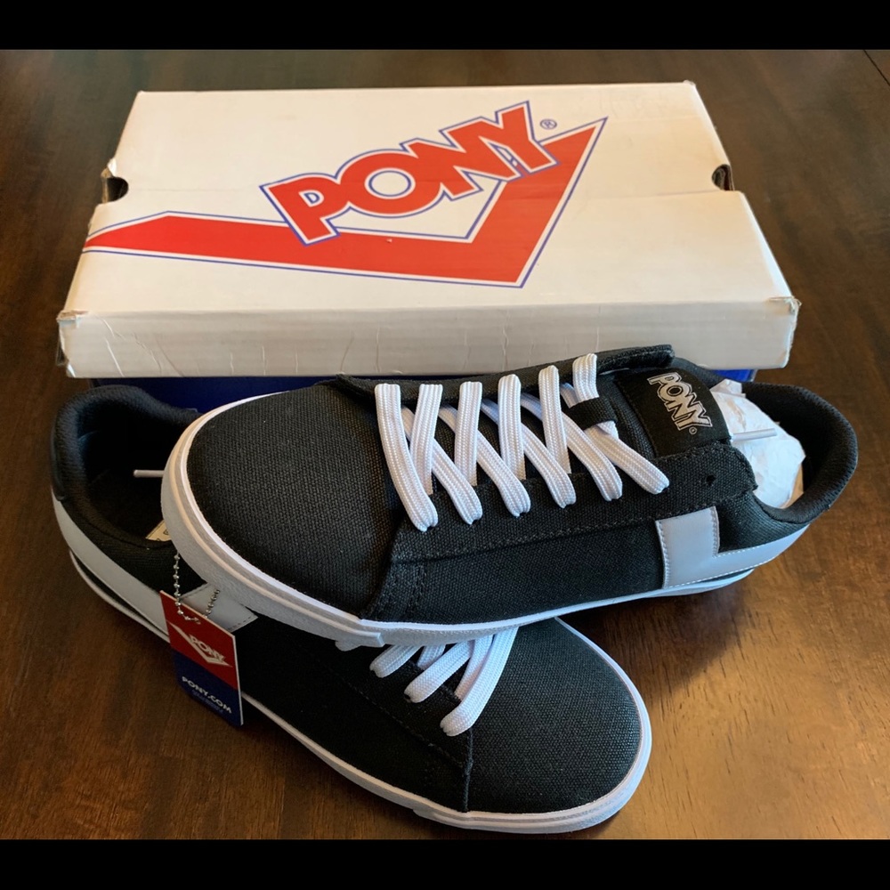 Pony shoes